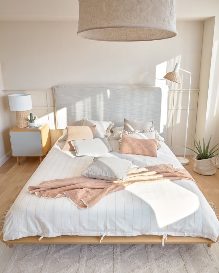 KAVE HOME Anielle sengebord, m. 2 skuffer - gr/natur askefinér/asketr (50x45)