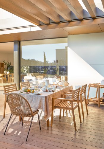 KAVE HOME Hanzel havestol, m. armln - natur akacietr