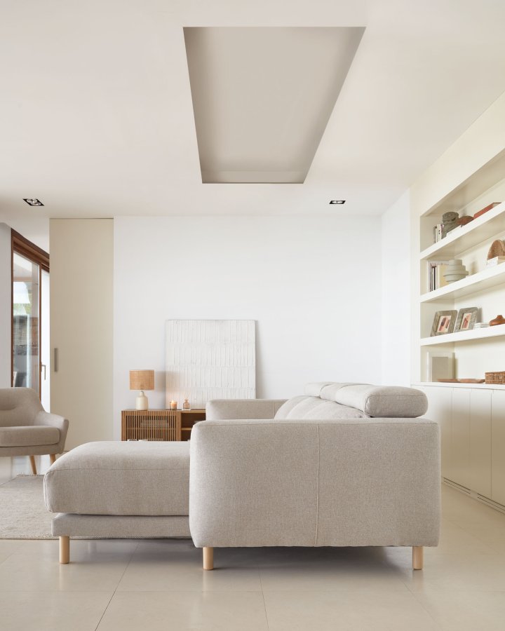 KAVE HOME Singa 3 pers. sofa, m. hjre chaiselong - beige stof og natur bgetr