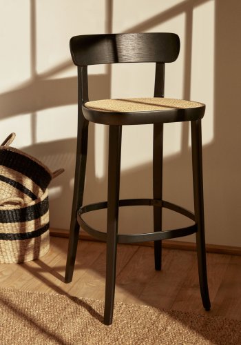 KAVE HOME Romane barstol, m. rygln og fodsttte - natur rattan og sort askefiner/bg