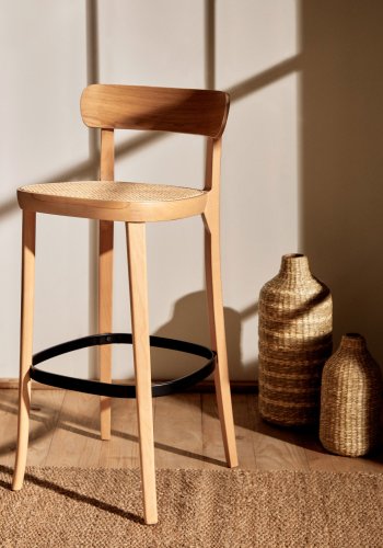 KAVE HOME Romane barstol, m. rygln og fodsttte - natur rattan og natur/sort askefiner/bg