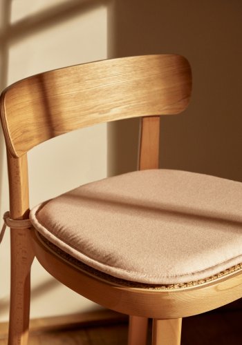 KAVE HOME Roman spisebordsstol - natur rattan, askefiner og bg