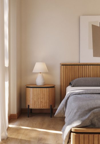 KAVE HOME Licia sengebord, m. 1 lge og 1 hylde- natur mangotr (55x35)