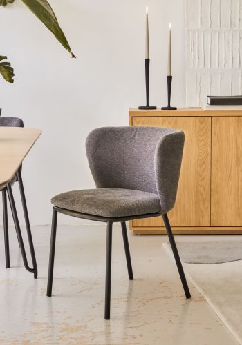 KAVE HOME Ciselia spisebordsstol - mrkegr chenille stof og sort stl