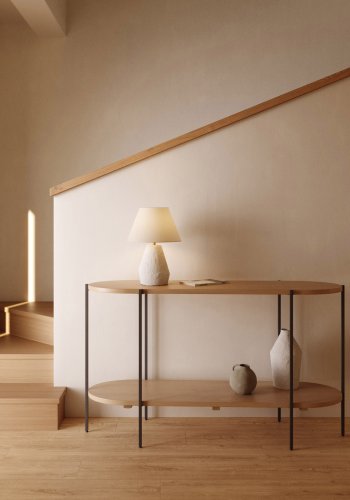 KAVE HOME Noara bordlampe, rund - hvid linned og magnesium (30)