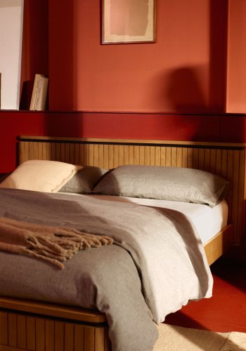 KAVE HOME Licia sengeramme, m. sengegavl og lameller - natur mangotr og jern (160x200)