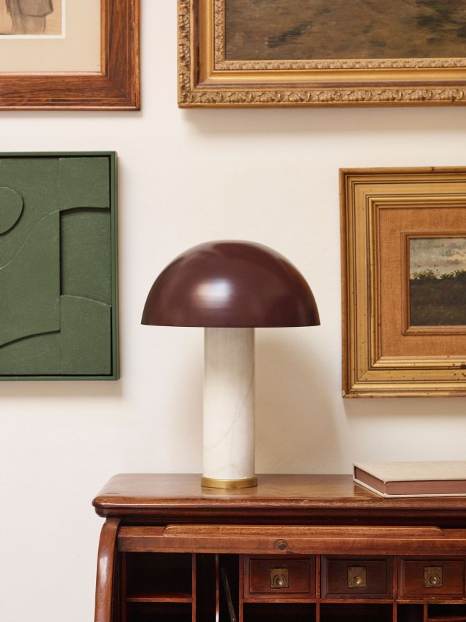 KAVE HOME Zorione bordlampe - hvid marmor og brun metal