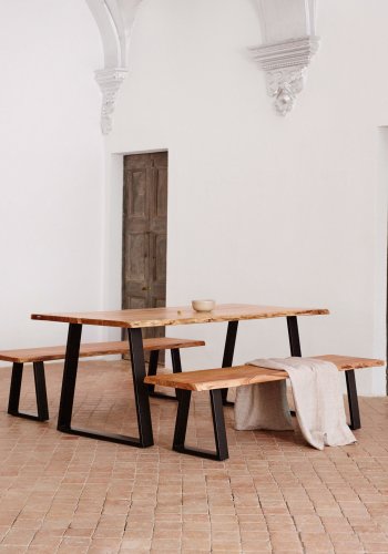 KAVE HOME Sono spisebord - natur akacietr og sort stl (200X95)