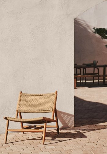 KAVE HOME Codolar lnestol, til inde og ude - natur syntetisk flet og teaktr