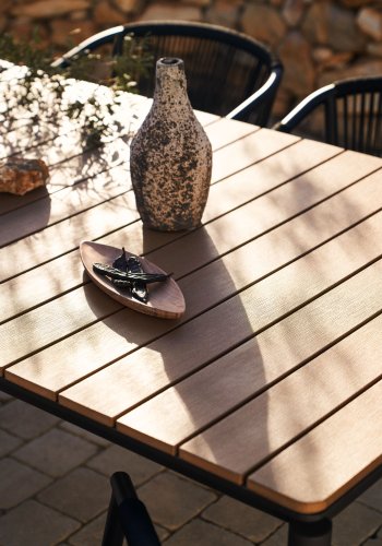 KAVE HOME Canyelles havebord, m. tillgsplade - brun polywood og mat sort aluminium (180(240)x100)