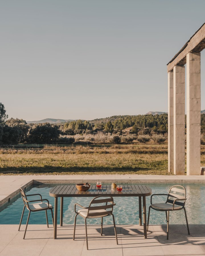 KAVE HOME Joncols havestol, m. armln - grn aluminium