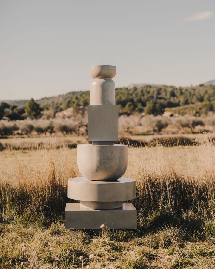 KAVE HOME Garbet sidebord, til inde og ude, rund - gr fibercement (32)