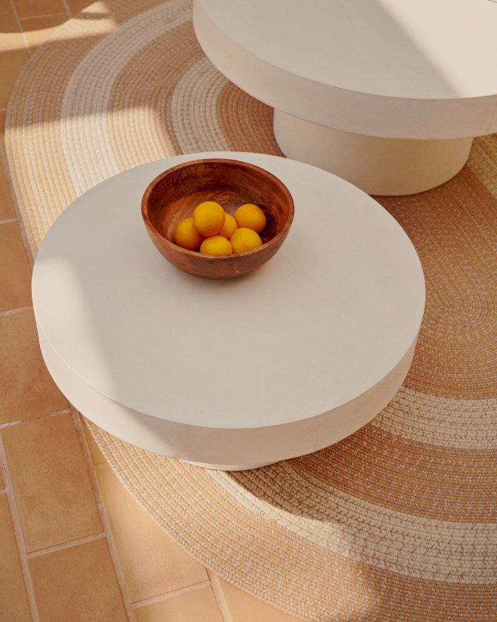 KAVE HOME Aiguablava sofabord, rund - hvid cement (66)