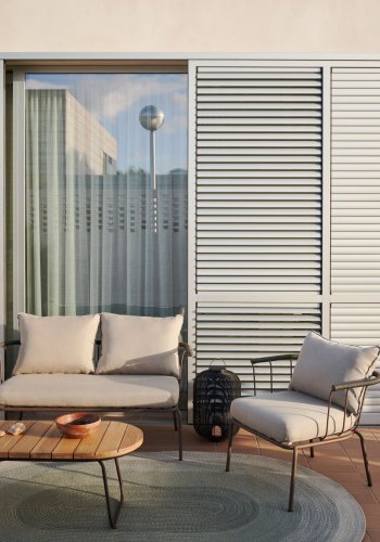 KAVE HOME Salguer havebord, oval - natur akacietr og brunt stl (100x50)