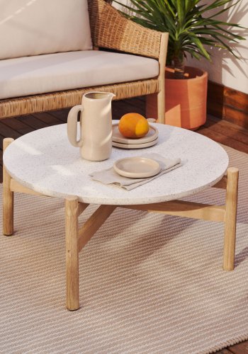 KAVE HOME Pola sofabord, rund - cement og natur eukalyptustr (84,4)