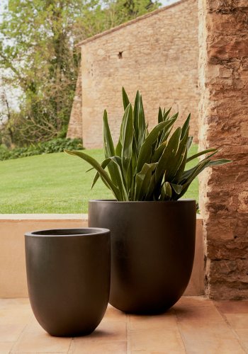 KAVE HOME Aiguablava urtepotte, rund - hvid cement (62)