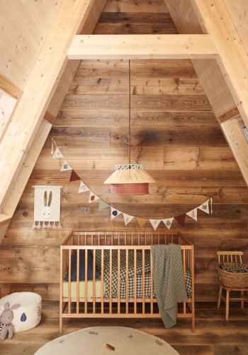 KAVE HOME Shantal massiv asketr tremmeseng i naturlig finish, 60 x 120 cm