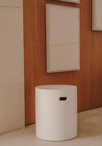 KAVE HOME Aiguablava fodsttte, rund - hvid cement (37)