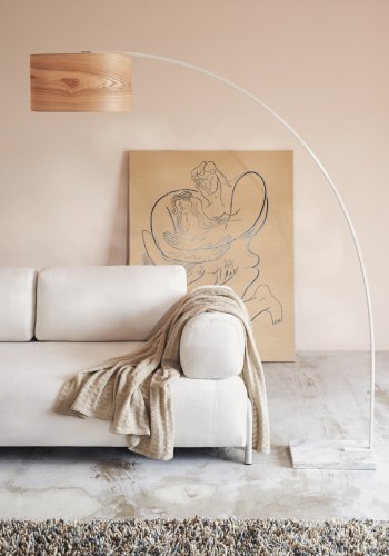 KAVE HOME Juhe gulvlampe - natur askefinér og hvid stl/marmor