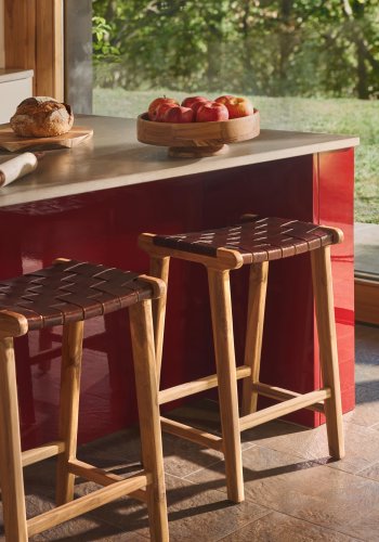 KAVE HOME Calixta hj skammel, rektangulr - brun lder og natur teaktr (H:67)