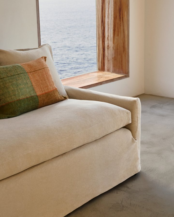 KAVE HOME Zenira sofa med aftageligt betrk og beige hynder i bomuld og hr, 230 cm