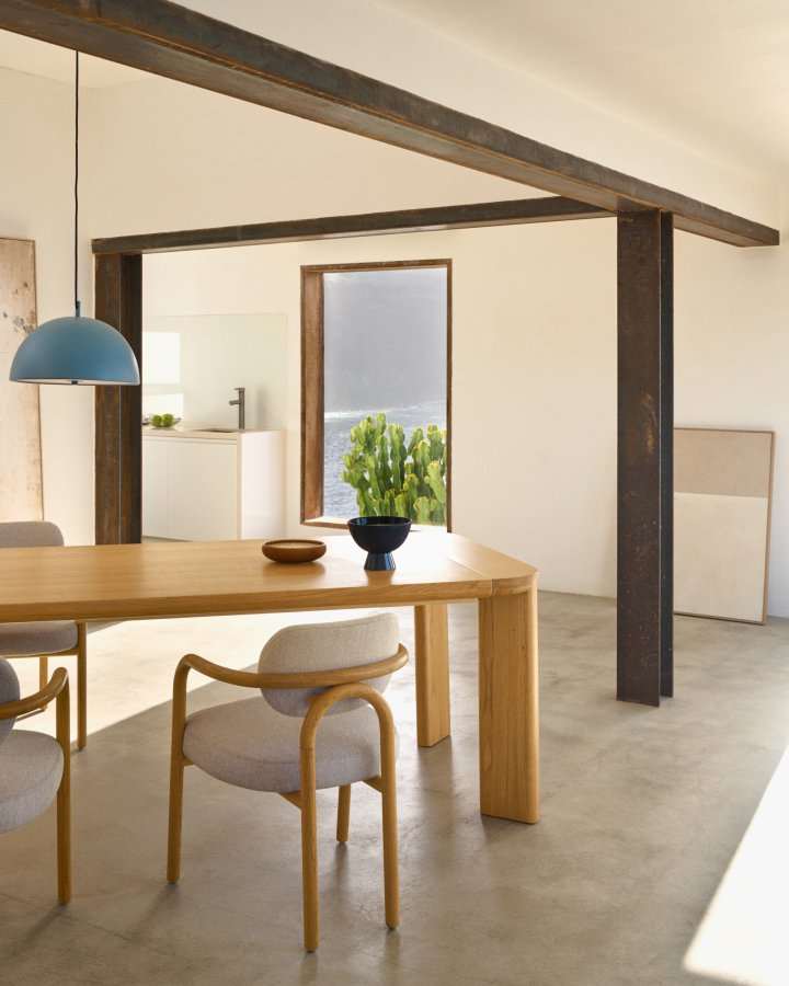 KAVE HOME Jondal udtrksbord lavet af massivt tr og egefiner, 200 (280) cm x 100 cm FSC 100%