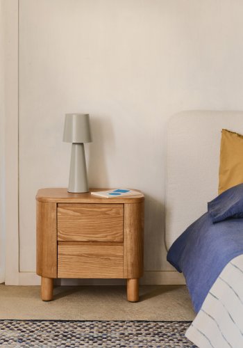 KAVE HOME Salaya sengebord i ask krydsfiner, 55 cm x 50 cm