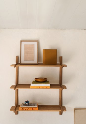 KAVE HOME Sitra modulhylde, 3 massive egetrshylder i naturlig finish, 110 cm, FSC Mix Credit