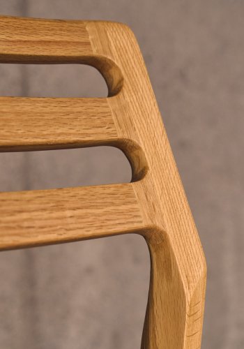 KAVE HOME Cudia stol aftageligt betrk i beige chenille massivt egetr naturlig finish FSC Mix Credit