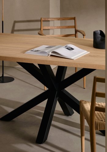 KAVE HOME Argo spisebord, rektangulr - natur melamin og sort stl (200x100)