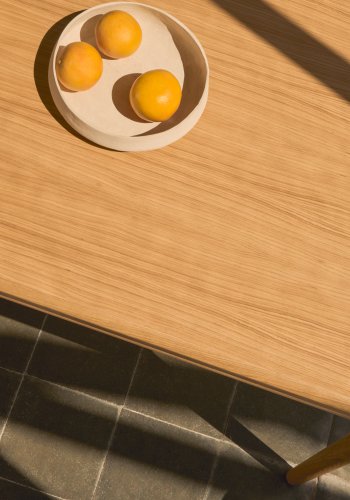 KAVE HOME Lenon udtrksbord i naturligt FSC Mix Credit massivt egetr og finer 160(200)x90