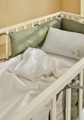 KAVE HOME Shantal massiv asketr tremmeseng i hvid finish, 60 x 120 cm