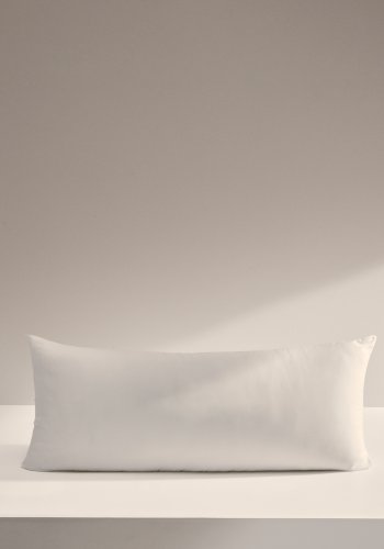 KAVE HOME Nyla mikrofiberpude 90 x 40 cm