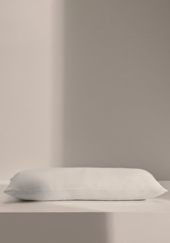 KAVE HOME Nyla mikrofiberpude 80 x 40 cm