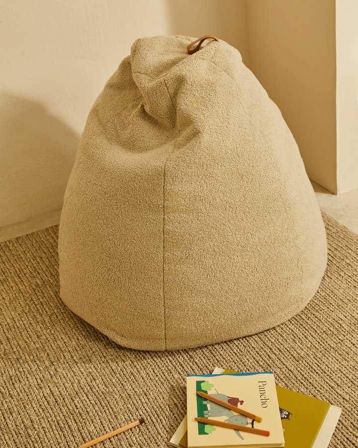KAVE HOME Vicka puf i beige bouclé, 70 cm