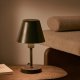 KAVE HOME Calina bordlampe - grn metal og sort marmor