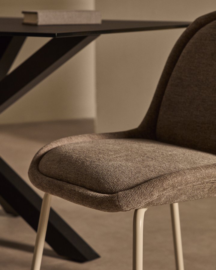 KAVE HOME Aimin spisebordsstol - brun chenille stof og mat beige stl