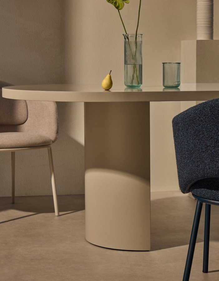 KAVE HOME Nealy bord i lakeret MDF i ecru finish, 240 x 100 cm