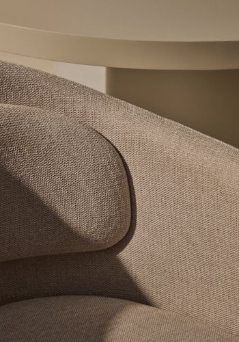 KAVE HOME Minda stol i beige og stlben i beige finish, FSC Mix Credit