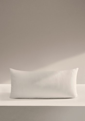 KAVE HOME Duca pude med 10% dun og 90% fjer 80 x 40 cm