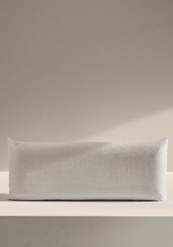 KAVE HOME Sasa viskoelastisk pude 33 x 90 cm