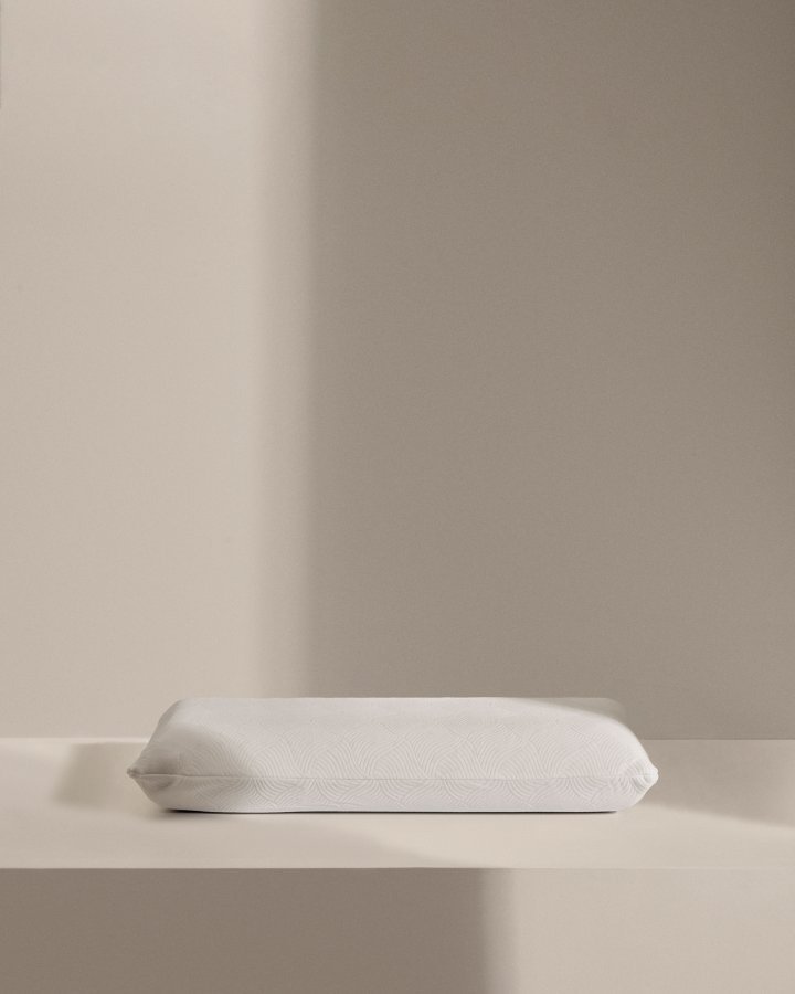 KAVE HOME Sasa viskoelastisk pude 33 x 70 cm