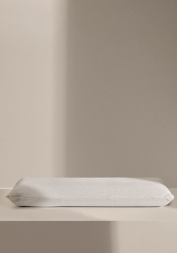 KAVE HOME Sasa viskoelastisk pude 33 x 90 cm