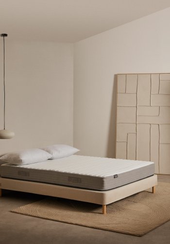 KAVE HOME Yoko skummadras 150 x 190 cm