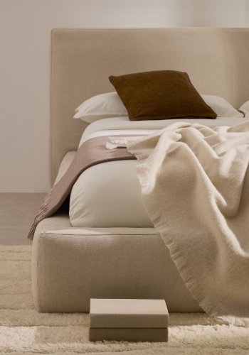 KAVE HOME Blok sengeramme, m. sengegavl, aftageligt betrk, u. madras, u. bund - ecru stof (90x200)