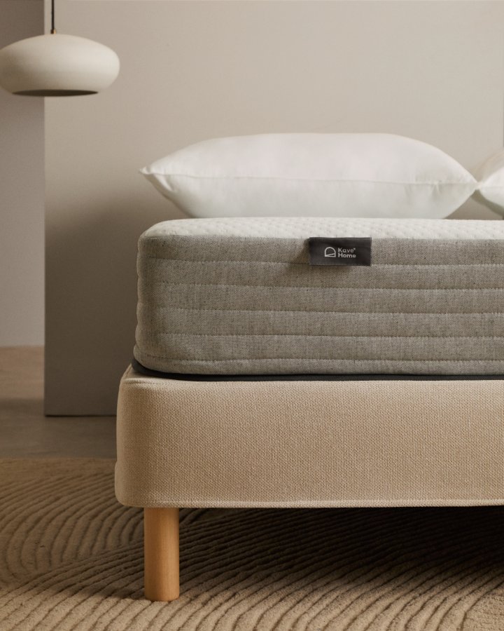 KAVE HOME Yoko skummadras 135 x 190 cm