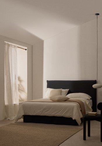 KAVE HOME Jaira seng i antracitgr hr og bomuld med aftageligt betrk til en 150 x 190 cm FSC Mix