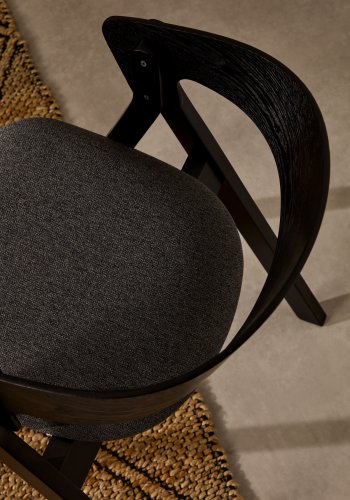 KAVE HOME Godia spisebordsstol, m. armln - gr chenille stof og sort askefinér