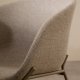 KAVE HOME Yvette stol i beige chenille og stlben i beige finish