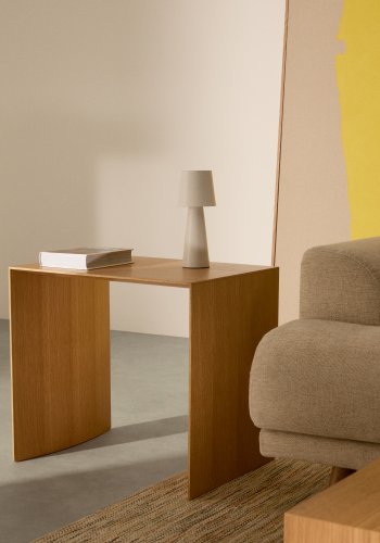 KAVE HOME Litto egefiner sidebord med naturlig farve finish, 55 x 40 cm